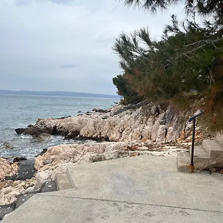 Amea * Novi Vinodolski
